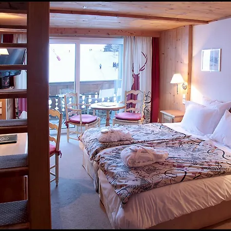 Chalet-Hôtel La Marmotte, La Tapiaz&SPA, The Originals Relais (Hotel-Chalet de Tradition)-3
